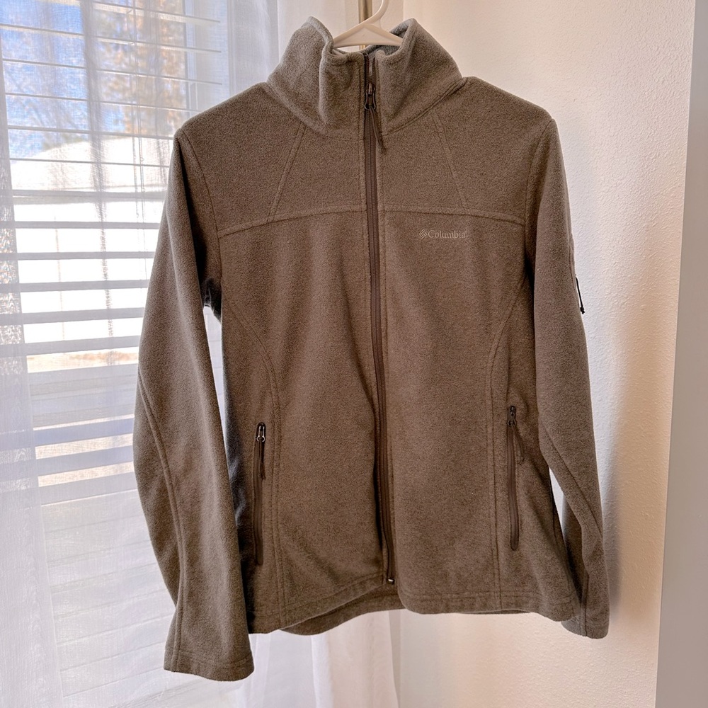Grey Women’s Columbia Fleece